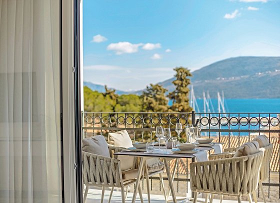 Lazure Hotel & Marina - Wohnbeispiel Suite Meerblick modern (Zimmercodierung WBM)