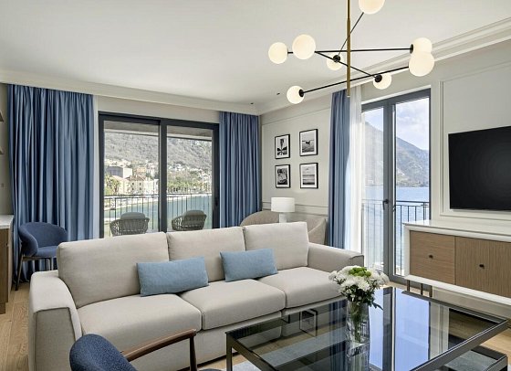 Mövenpick Hotel & Residence Teuta Kotor Bay - Wohnbeispiel Appartement 1 Schlafzimmer Meerblick (Zimmercodierung ABM)