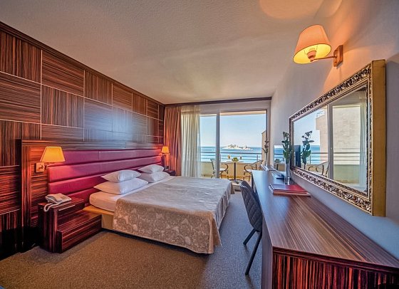 Palas - Wohnbeispiel Doppelzimmer Meerblick (Zimmercodierung DBM)