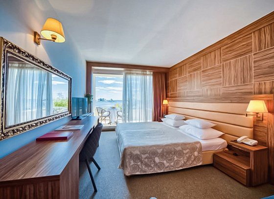 Palas - Wohnbeispiel Doppelzimmer Meerblick (Zimmercodierung DBM)