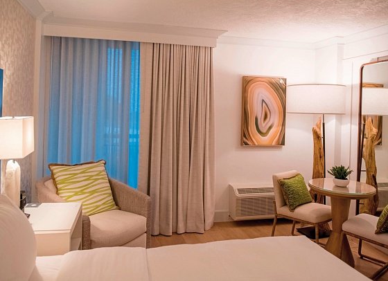 Sheraton Sand Key Resort - Wohnbeispiel Standard Room 1 King (Zimmercodierung UG1)