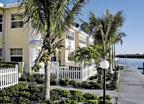 Barefoot Beach Condo Apartments