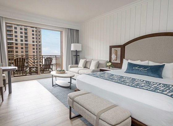 Sandpearl Resort