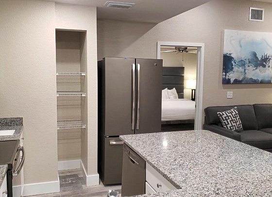 Barefoot Beach Club - 2 BR Partial Gulf View Suite (Zimmercodierung W1N)