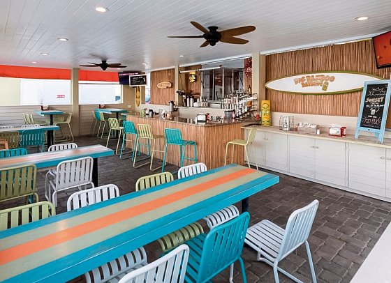 Sailport Waterfront Suites