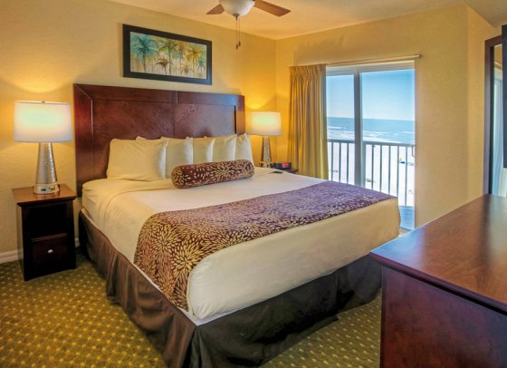 Sunset Vista Two bedroom Beachfront Suites Apartments - Wohnbeispiel Two-bedroom Gulf View Suite (Zimmercodierung WBM)