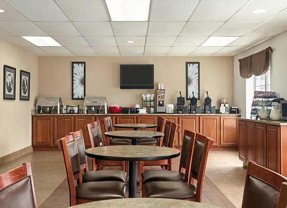 Ramada Pigeon Forge North