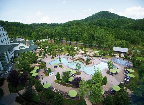 Dollywood's DreamMore Resort & Spa