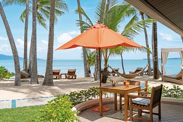 Santiburi Koh Samui - Terrassenbeispiel Deluxe Beachfront Villa (Zimmercodierung VDO)