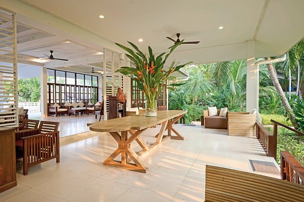 Paradise Beach Resort - Lobby