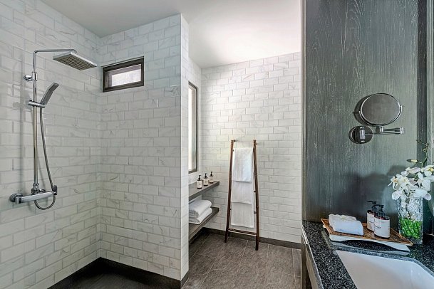 NH Collection Samui Peace Resort - Badbeispiel Family Suite (Zimmercodierung WI1)