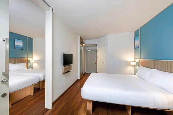 Ibis Samui Bophut - Wohnbeispiel Family Room Connecting (Zimmercodierung FV1)