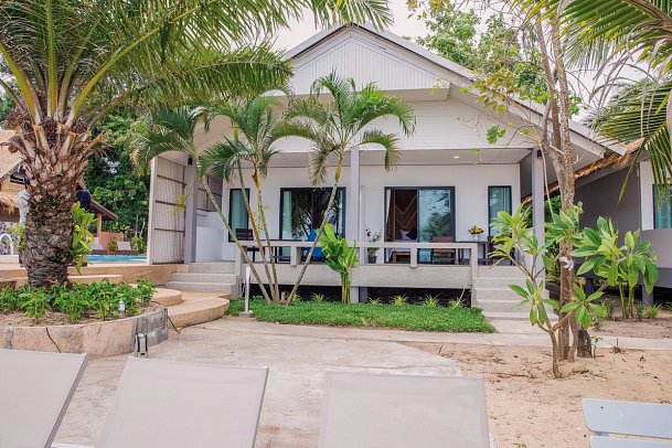 Adarin Beach Resort - Wohnbeispiel Beach Front Villa (Zimmercodierung VBO)