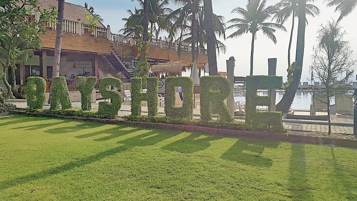 Phangan Bayshore Resort