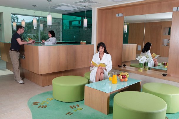 Flamingo Grand Hotel & Spa