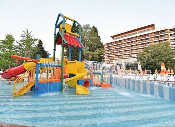 Flamingo Grand Hotel & Spa