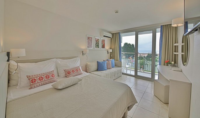 Kaliakra Mare - Wohnbeispiel Doppelzimmer seitl. Meerblick (Zimmercodierungen DBN, DCN & D1N)