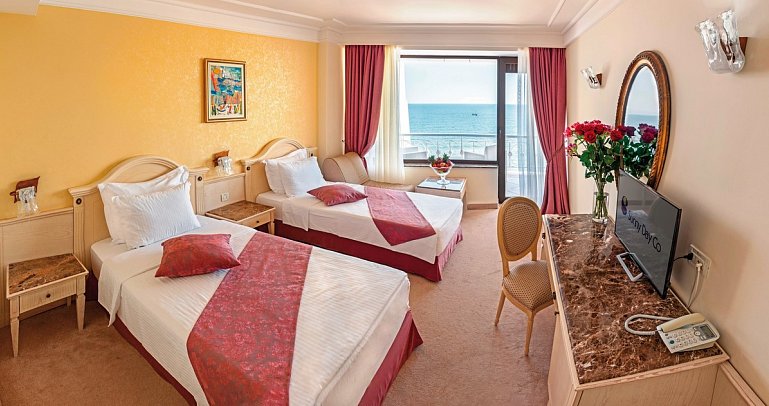 The Palace Hotel - Wohnbeispiel Doppelzimmer Meerblick