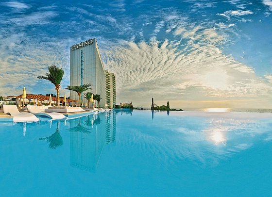 International Hotel Casino & Tower Suites