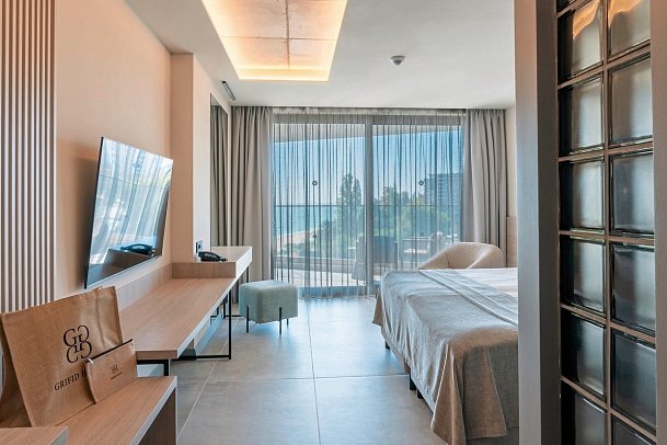 GRIFID Noa - Wohnbeispiel Doppelzimmer Deluxe Meerblick (Zimmercodierung DDM)