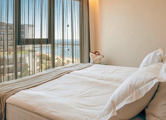 GRIFID Noa - Wohnbeispiel Suite Deluxe seitl. Meerblick (Zimmercodierung WDN)