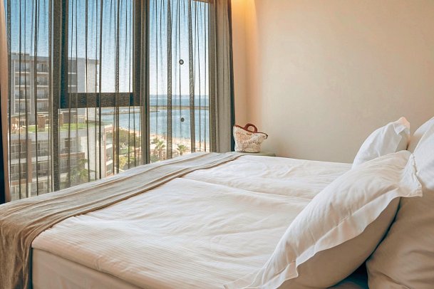 GRIFID Noa - Wohnbeispiel Suite Deluxe seitl. Meerblick (Zimmercodierung WDN)