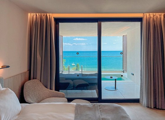 GRIFID Noa - Wohnbeispiel Doppelzimmer Swim Up Meerblick (Zimmercodierung D1Q)