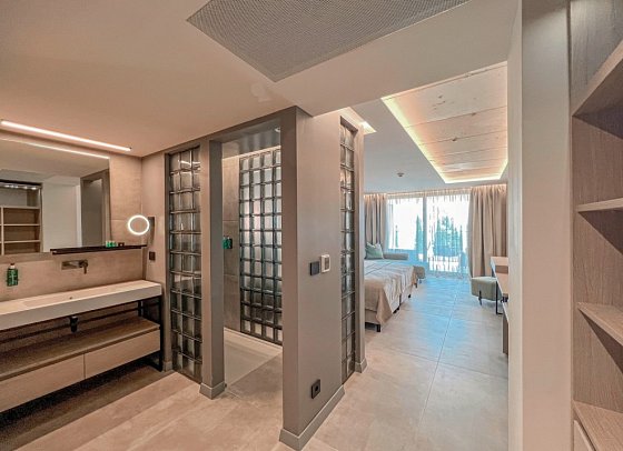 GRIFID Noa - Wohnbeispiel Doppelzimmer Deluxe (Zimmercodierungen DD1 & DD2)