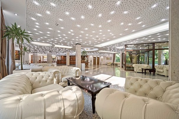 HVD Riviera Beach Hotel