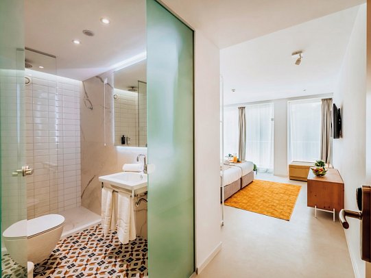 ibis Styles Golden Sands Roomer Hotel