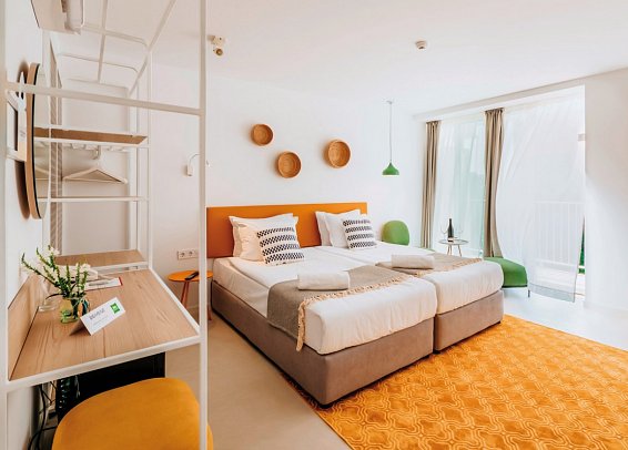 ibis Styles Golden Sands Roomer Hotel