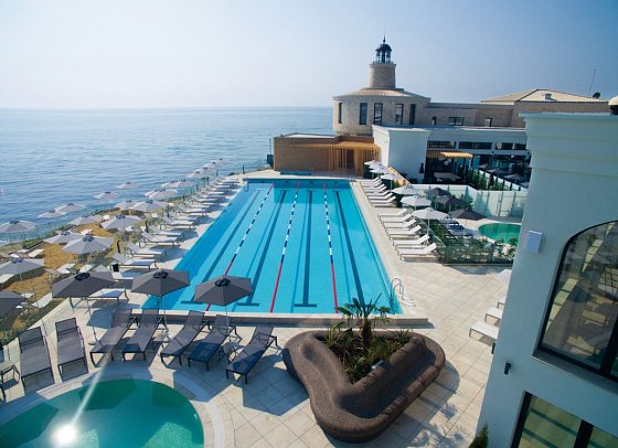 Astor Garden Hotel - Aquahouse Thermal & Beach