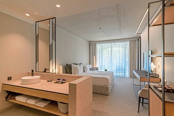 Ensana Aquahouse Health Spa Hotel - Wohnbeispiel Doppelzimmer Deluxe King Parkblick (Zimmercodierung DD1)