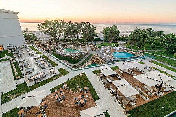 Ensana Aquahouse Health Spa Hotel