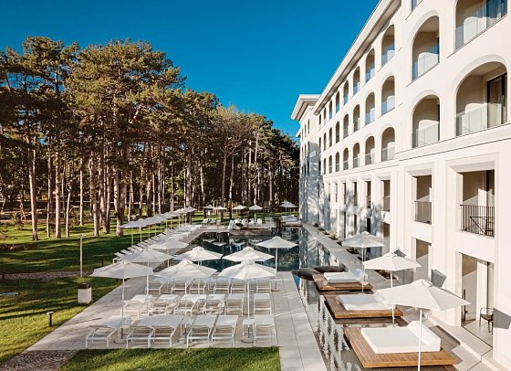 Ensana Aquahouse Health Spa Hotel