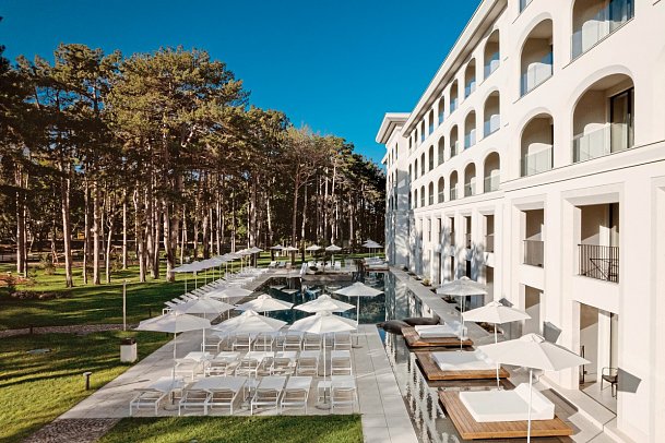 Ensana Aquahouse Health Spa Hotel