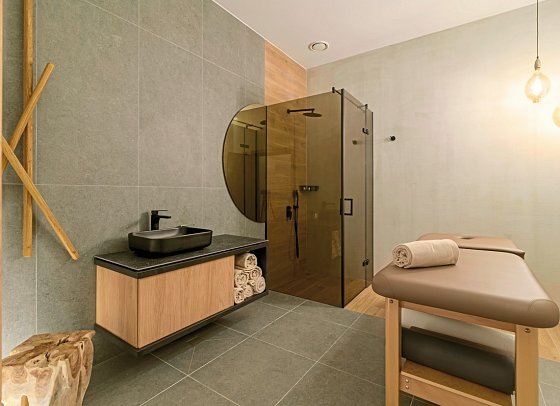 Ensana Aquahouse Health Spa Hotel