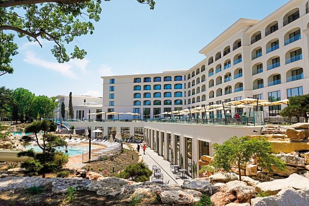 Ensana Aquahouse Health Spa Hotel