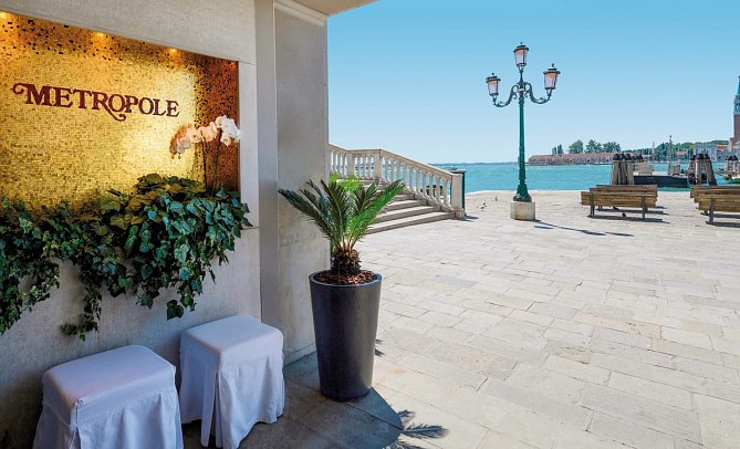 Hotel Metropole