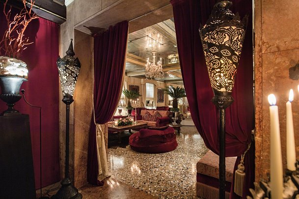 Hotel Metropole