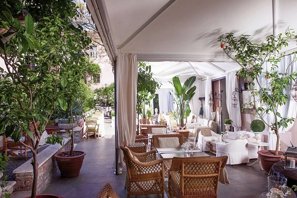 Hotel Metropole