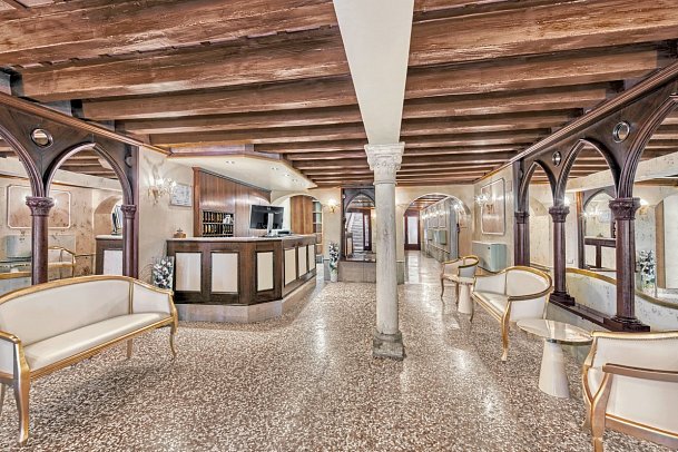 Hotel Pausania