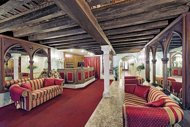 Hotel Pausania