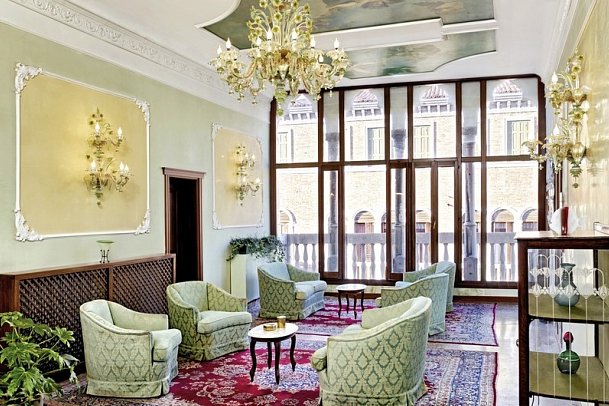 Hotel Pausania