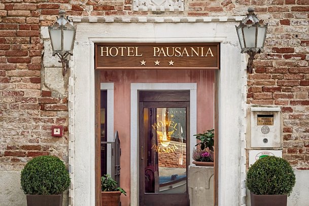 Hotel Pausania