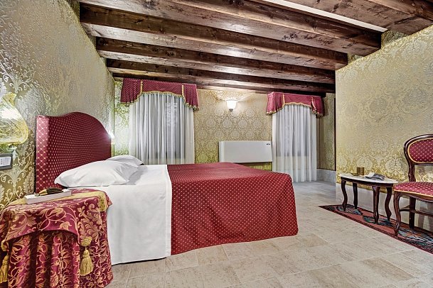 Hotel Pausania - Wohnbeispiel Doppelzimmer (Zimmercodierung DB1)