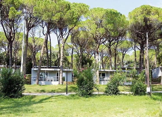 Belvedere Pineta Camping Village - Wohnbeispiel Mobilheim Adria Home (Zimmercodierung CB2)
