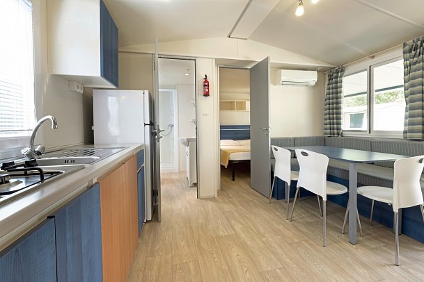 Camping Classe Village - Wohnbeispiel Mobilheim Atlantic (Zimmercodierung CB4)