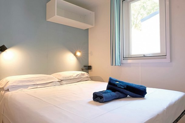 Camping Laguna Village (by Happy Camp) - Wohnbeispiel Happy Premium (Zimmercodierung CM1)