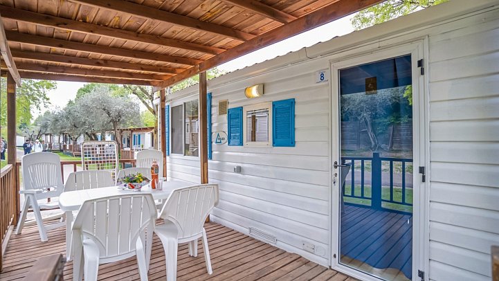 Camping Residence Village (by Happy Camp) - Wohnbeispiel Mobilheim Happy Easy (Zimmercodierungen CB1 & CG1)